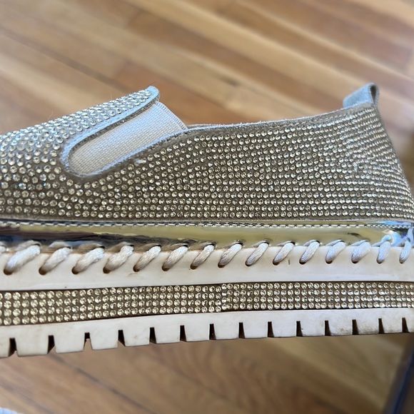 Bling Slip-on Shoes - Picture 3 of 9
